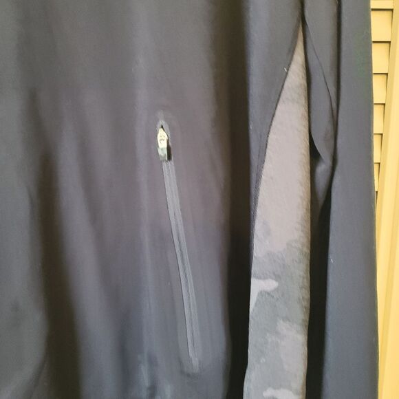 Vineyard Vines Performance Black Camo Whale Long Sleeve Hoodie XL - Picture 3 of 9